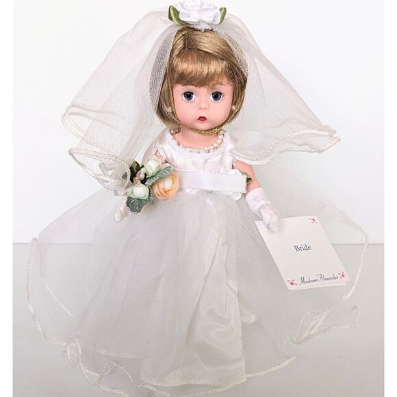 Madame Alexander 8